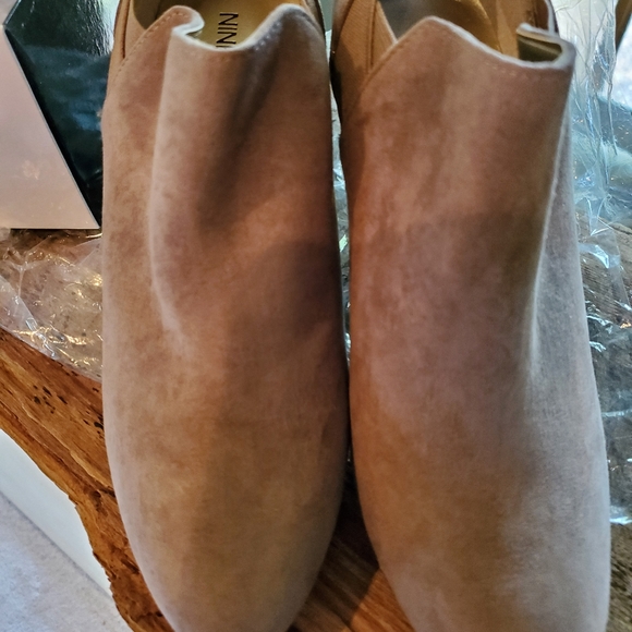 COPY - NINE WEST booties - Picture 4 of 7